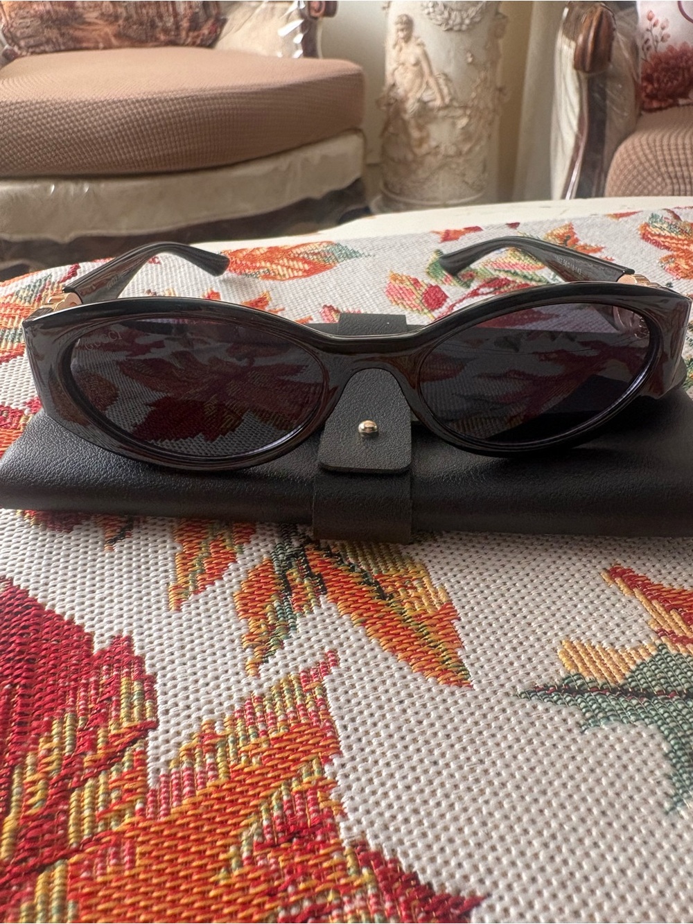 Gucci sunglasses